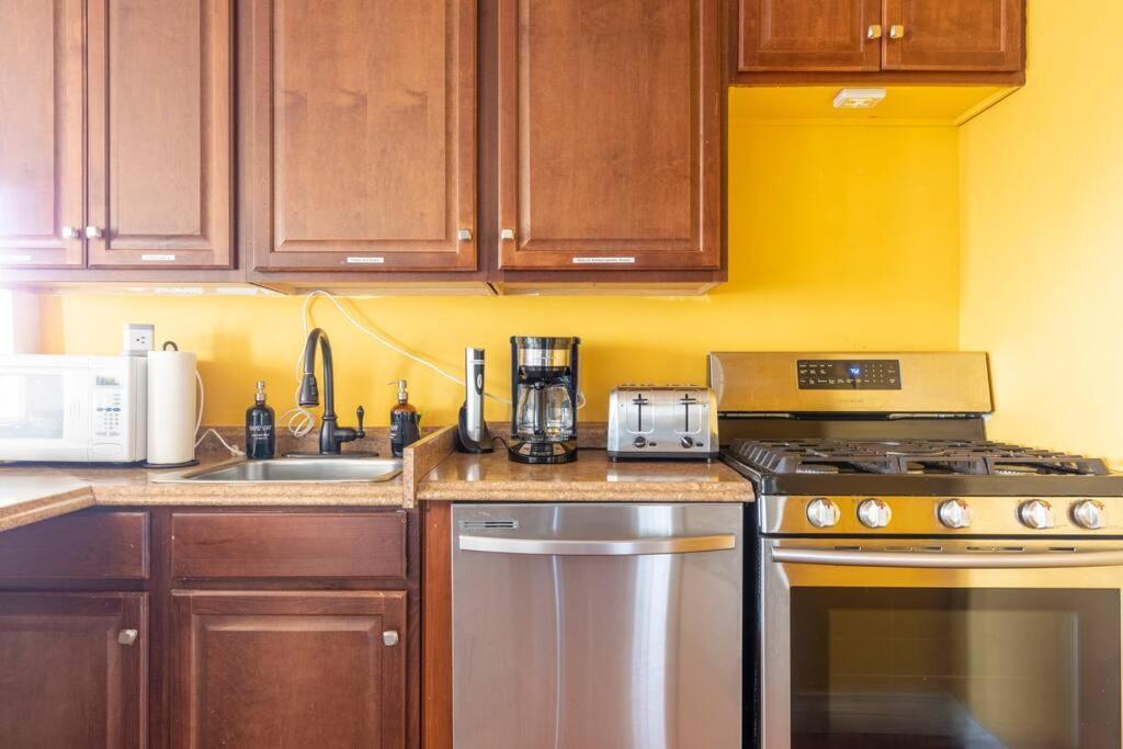 30 Pct Off!! Limited Time! Malibu Zen Guest Suite, Near Beach & Hiking Trails, Central Location Luaran gambar